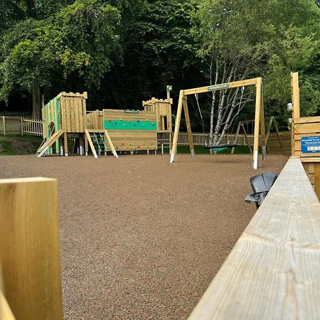 Conkers Lodge For 6 With Hot Tub & Secluded Decking - Spa Resort In Devon Chudleigh Extérieur photo