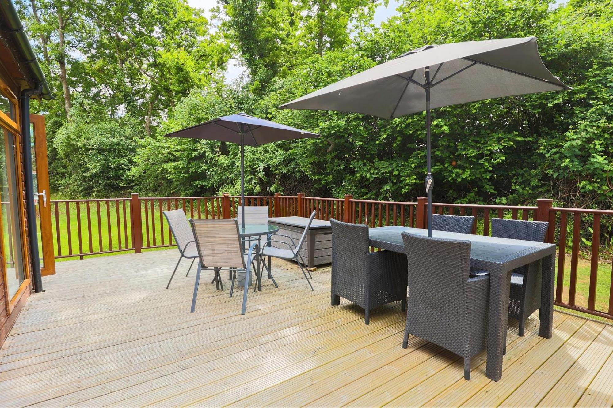 Conkers Lodge For 6 With Hot Tub & Secluded Decking - Spa Resort In Devon Chudleigh Extérieur photo