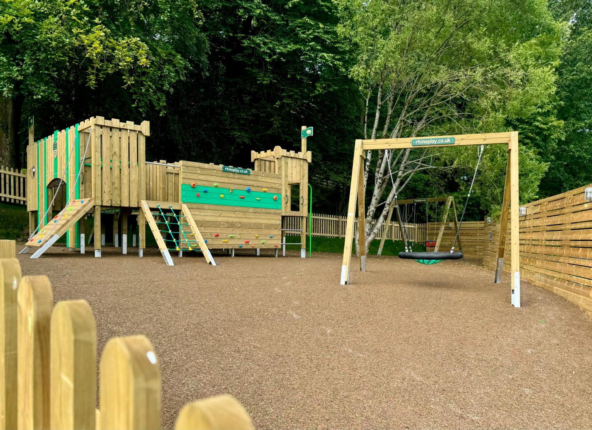 Conkers Lodge For 6 With Hot Tub & Secluded Decking - Spa Resort In Devon Chudleigh Extérieur photo